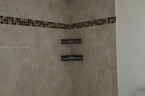 Appartement à louer à Miami, Floride: 2 chambres, 76.92 m2 № 2243403 - photo 9
