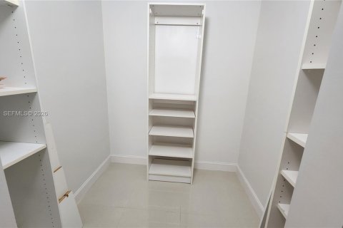 Condominio en alquiler en Coconut Creek, Florida, 2 dormitorios, 107.4 m2 № 2080394 - foto 17