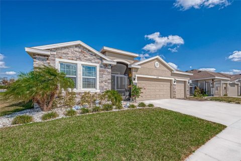 House in Wimauma, Florida 4 bedrooms, 214.6 sq.m. № 1894828 - photo 2