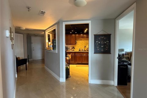 Condo in Orlando, Florida, 2 bedrooms № 2209991 - photo 3