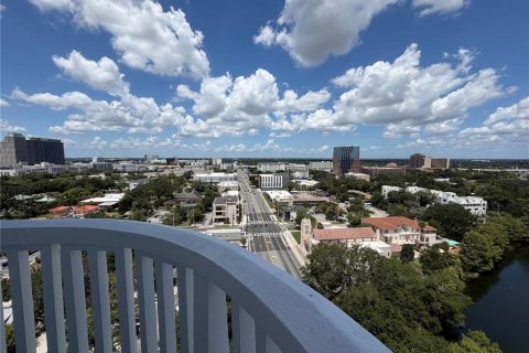 Condo in Orlando, Florida, 2 bedrooms № 2209991 - photo 18