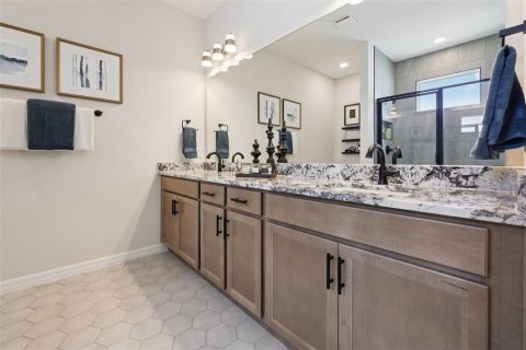 Touwnhouse à vendre à San Antonio, Floride: 3 chambres, 166.11 m2 № 2415451 - photo 5