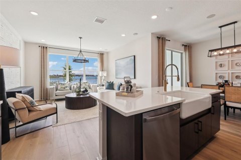 Touwnhouse à vendre à San Antonio, Floride: 3 chambres, 166.11 m2 № 2415451 - photo 9
