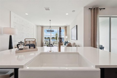 Touwnhouse à vendre à San Antonio, Floride: 3 chambres, 166.11 m2 № 2415451 - photo 11