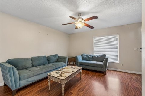 Adosado en venta en Tampa, Florida, 3 dormitorios, 127.09 m2 № 2096727 - foto 8