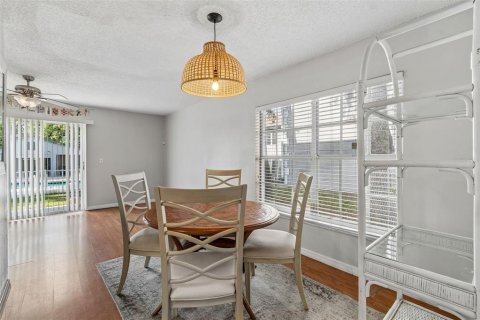 Adosado en venta en Tampa, Florida, 3 dormitorios, 127.09 m2 № 2096727 - foto 10