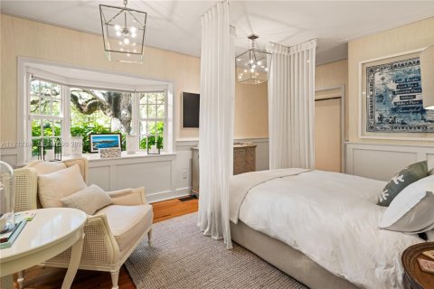 Casa en venta en Miami, Florida, 6 dormitorios, 472.78 m2 № 1996212 - foto 28