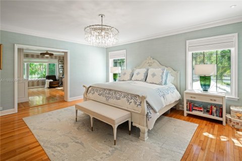 Casa en venta en Miami, Florida, 6 dormitorios, 472.78 m2 № 1996212 - foto 18