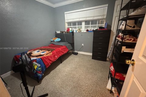 House in Miami Gardens, Florida 3 bedrooms, 120.03 sq.m. № 2011657 - photo 10