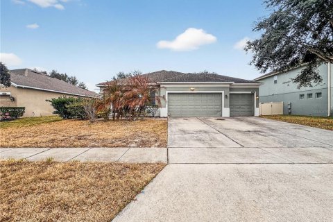 House in Ocoee, Florida 4 bedrooms, 196.21 sq.m. № 2214781 - photo 3