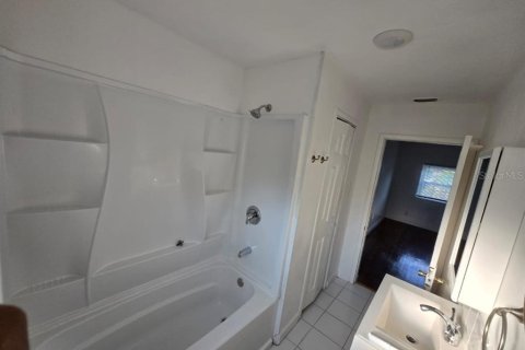 Apartamento en alquiler en Kissimmee, Florida, 3 dormitorios, 92.9 m2 № 1769523 - foto 5