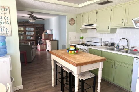 Villa ou maison à vendre à Spring Hill, Floride: 2 chambres, 117.8 m2 № 1784906 - photo 8