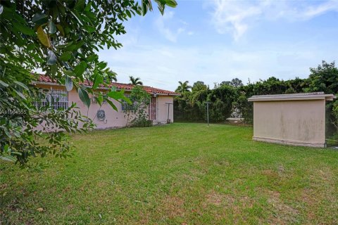 Купить земельный участок в Майами, Флорида № 2025953 - фото 10