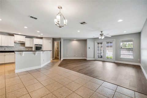 Villa ou maison à louer à Orlando, Floride: 3 chambres, 175.03 m2 № 2400122 - photo 26