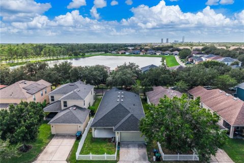 Villa ou maison à louer à Orlando, Floride: 3 chambres, 175.03 m2 № 2400122 - photo 8