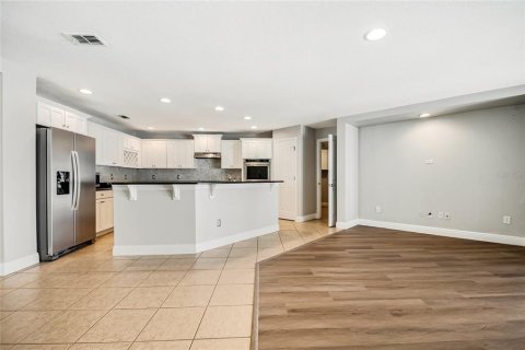 Villa ou maison à louer à Orlando, Floride: 3 chambres, 175.03 m2 № 2400122 - photo 19