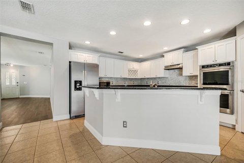 Villa ou maison à louer à Orlando, Floride: 3 chambres, 175.03 m2 № 2400122 - photo 25