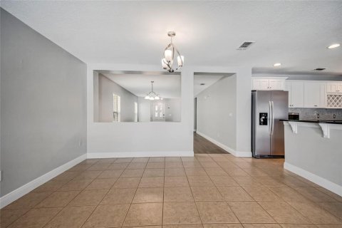 Villa ou maison à louer à Orlando, Floride: 3 chambres, 175.03 m2 № 2400122 - photo 17