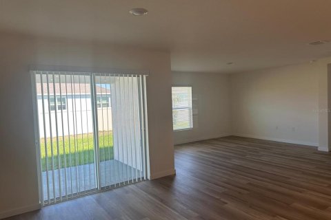 Casa en alquiler en Ocala, Florida, 4 dormitorios, 171.68 m2 № 2095289 - foto 9