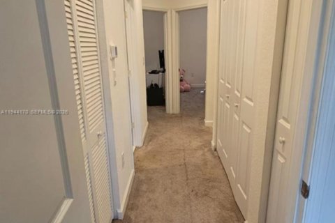 Townhouse in Homestead, Florida 3 bedrooms, 133.97 sq.m. № 2000901 - photo 21