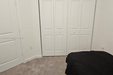 Townhouse in Homestead, Florida 3 bedrooms, 133.97 sq.m. № 2000901 - photo 25