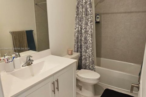 Townhouse in Homestead, Florida 3 bedrooms, 133.97 sq.m. № 2000901 - photo 24