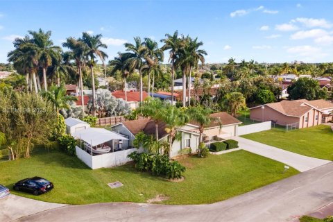 Casa en venta en Miami, Florida, 3 dormitorios, 164.53 m2 № 1993432 - foto 22