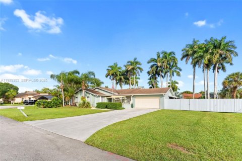 Casa en venta en Miami, Florida, 3 dormitorios, 164.53 m2 № 1993432 - foto 18