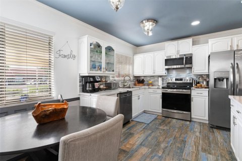 Casa en venta en Miami, Florida, 3 dormitorios, 164.53 m2 № 1993432 - foto 3