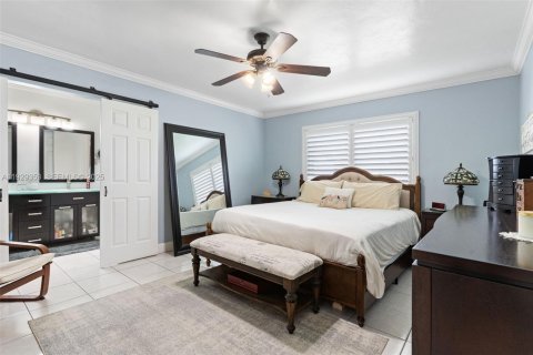 Casa en venta en Miami, Florida, 3 dormitorios, 164.53 m2 № 1993432 - foto 8