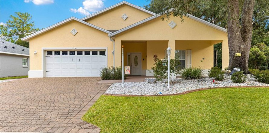Casa en Ocala, Florida 3 dormitorios, 171.87 m2 № 1912129