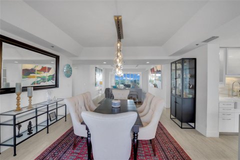 Copropriété à vendre à Pompano Beach, Floride: 2 chambres, 226.68 m2 № 2082239 - photo 24