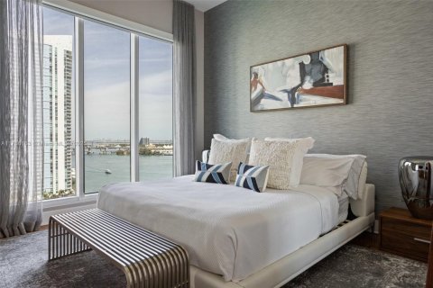 Condo in Miami, Florida, 2 bedrooms  № 1860790 - photo 21