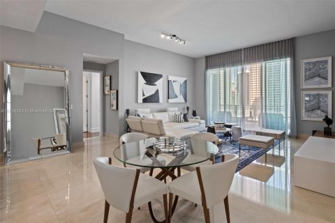 Condo in Miami, Florida, 2 bedrooms  № 1860790 - photo 9