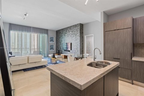 Condo in Miami, Florida, 2 bedrooms  № 1860790 - photo 18