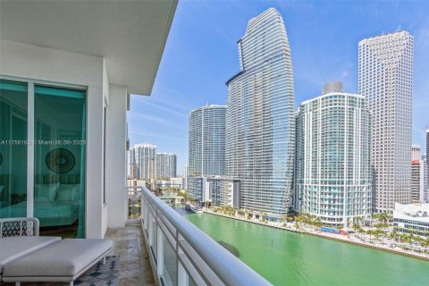 Condo in Miami, Florida, 2 bedrooms  № 1860790 - photo 13