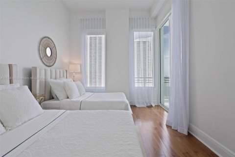 Condo in Miami, Florida, 2 bedrooms  № 1860790 - photo 27