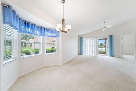House in Sun City Center, Florida 2 bedrooms, 116.03 sq.m. № 1914175 - photo 7