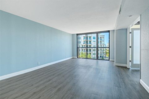 Купить кондоминиум в Бель-Эйр, Флорида 6 комнат, 128.67м2, № 2306424 - фото 14