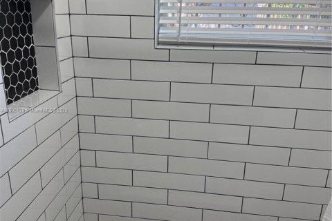 Снять в аренду виллу или дом в Майами, Флорида 162.21м2, № 1956246 - фото 5