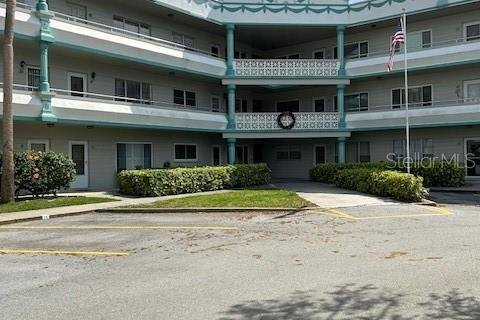 Copropriété à louer à Clearwater, Floride: 1 chambre, 76.64 m2 № 1908507 - photo 1