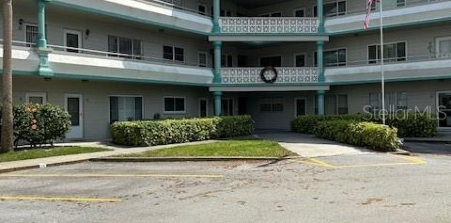 Condominio en Clearwater, Florida, 1 dormitorio № 1908507