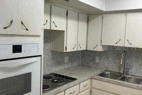 Copropriété à louer à Clearwater, Floride: 1 chambre, 76.64 m2 № 1908507 - photo 3