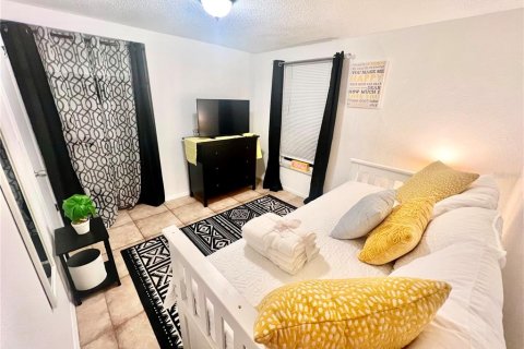 Appartement à louer à Bradenton, Floride: 3 chambres, 86.96 m2 № 2126547 - photo 6