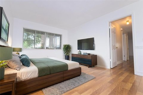 Condominio en alquiler en Orlando, Florida, 2 dormitorios, 89.19 m2 № 1912051 - foto 9