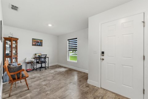 Casa en venta en Port St. Lucie, Florida, 3 dormitorios, 144.18 m2 № 2170054 - foto 3