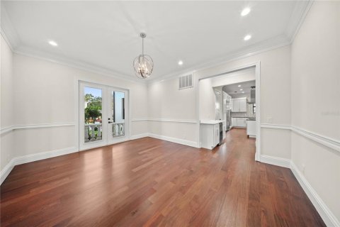 Casa en venta en Tampa, Florida, 6 dormitorios, 536.7 m2 № 2383816 - foto 13