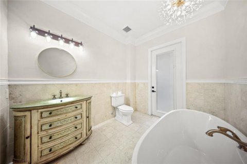 Casa en venta en Tampa, Florida, 6 dormitorios, 536.7 m2 № 2383816 - foto 25
