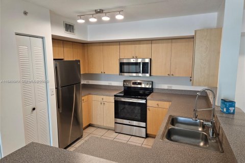 Copropriété à vendre à Boynton Beach, Floride: 2 chambres, 93.65 m2 № 2001153 - photo 2