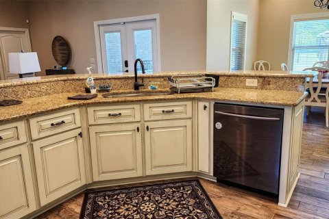 House in Sneads, Florida 4 bedrooms, 264.59 sq.m. № 1919041 - photo 12